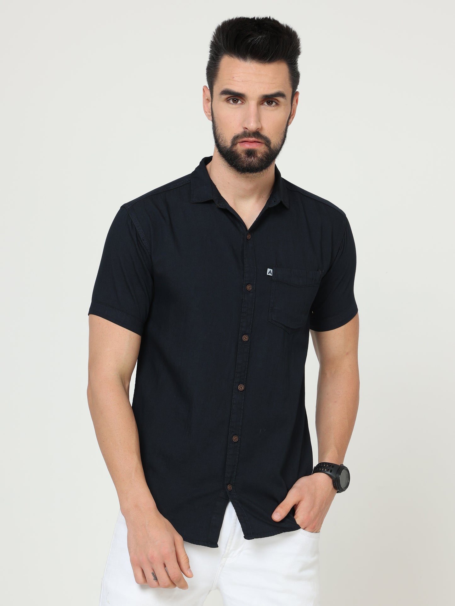 Solid Cut Away Collor Denim Half Sleeve Shirts for Men