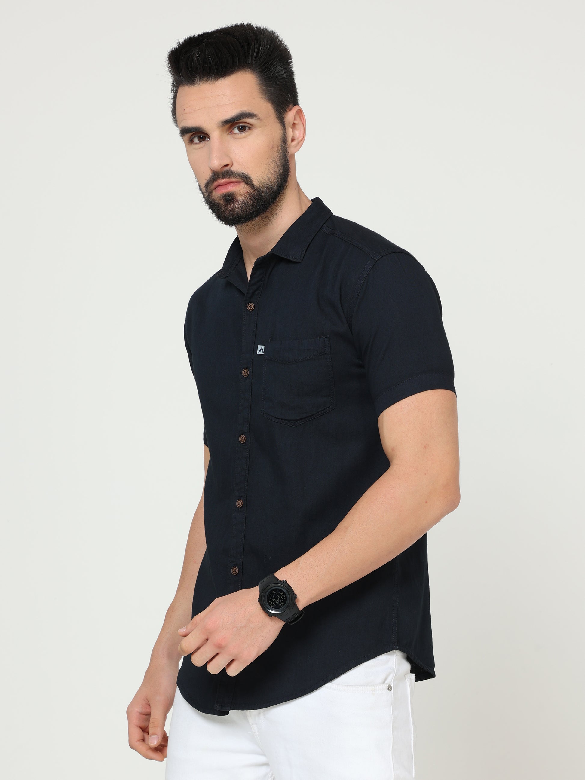 Solid Cut Away Collor Denim Half Sleeve Shirts for Men