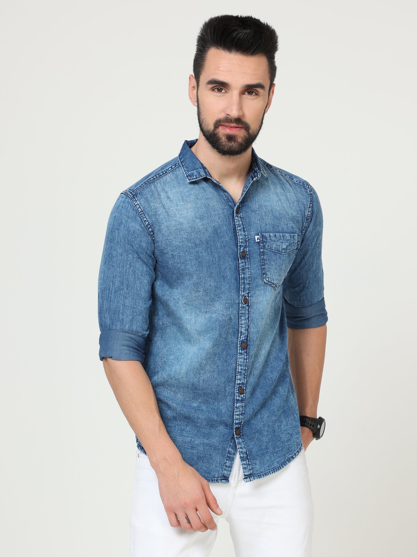 Heavy Washed Single Pocket Cut Away Collor Full Sleeve Denim Shirt for Men