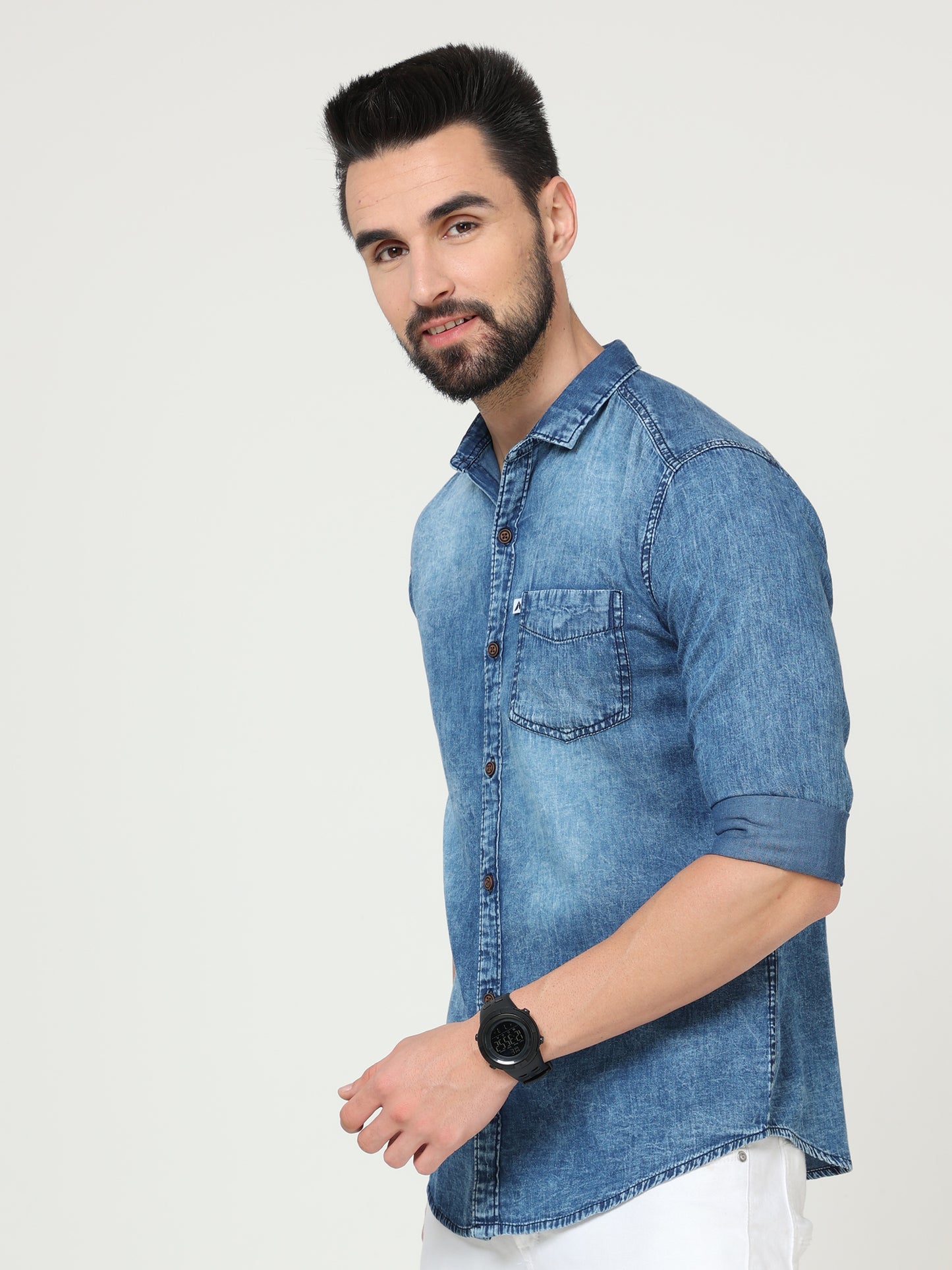 Heavy Washed Single Pocket Cut Away Collor Full Sleeve Denim Shirt for Men