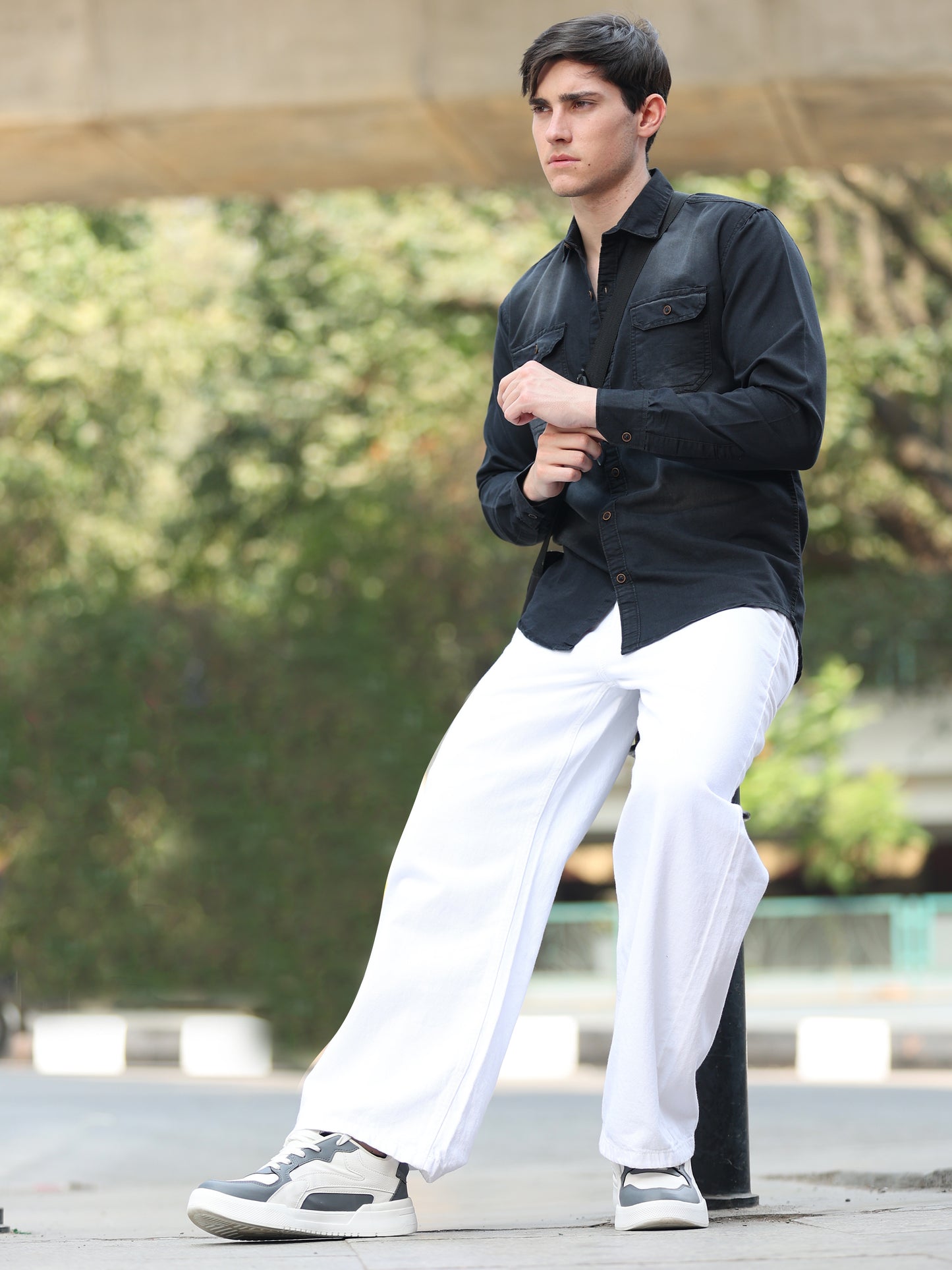 Jetblack Shade Double Pocket Cut Away Collor Denim Shirt For Men