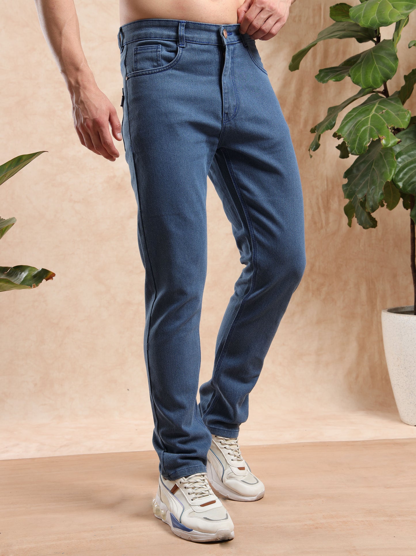 men’s slim fit denim jeans in mid-blue wash
