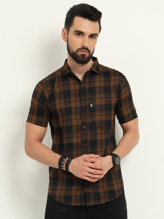 Wanted Brown Cotton Blend Half Sleeve Checks Shirt For Men