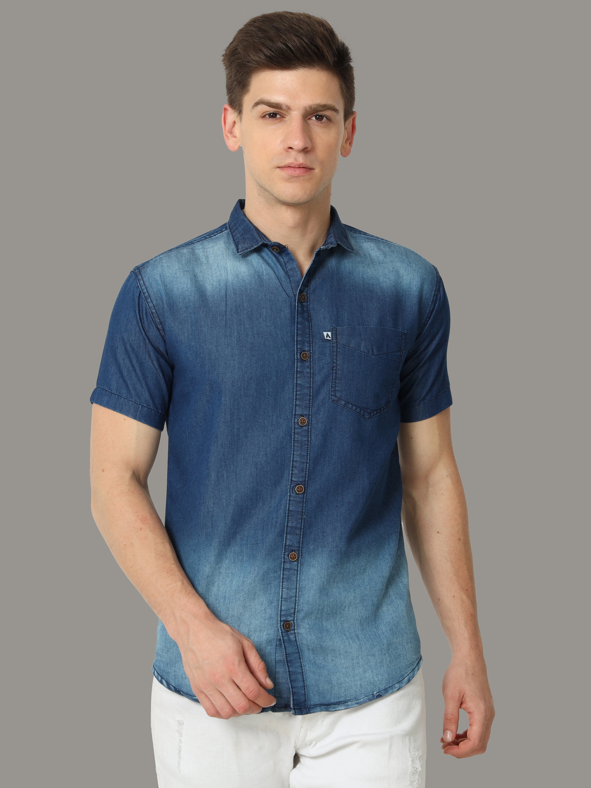 Single Pocket Mens Shaded Denim Cut Away Collor for Men
