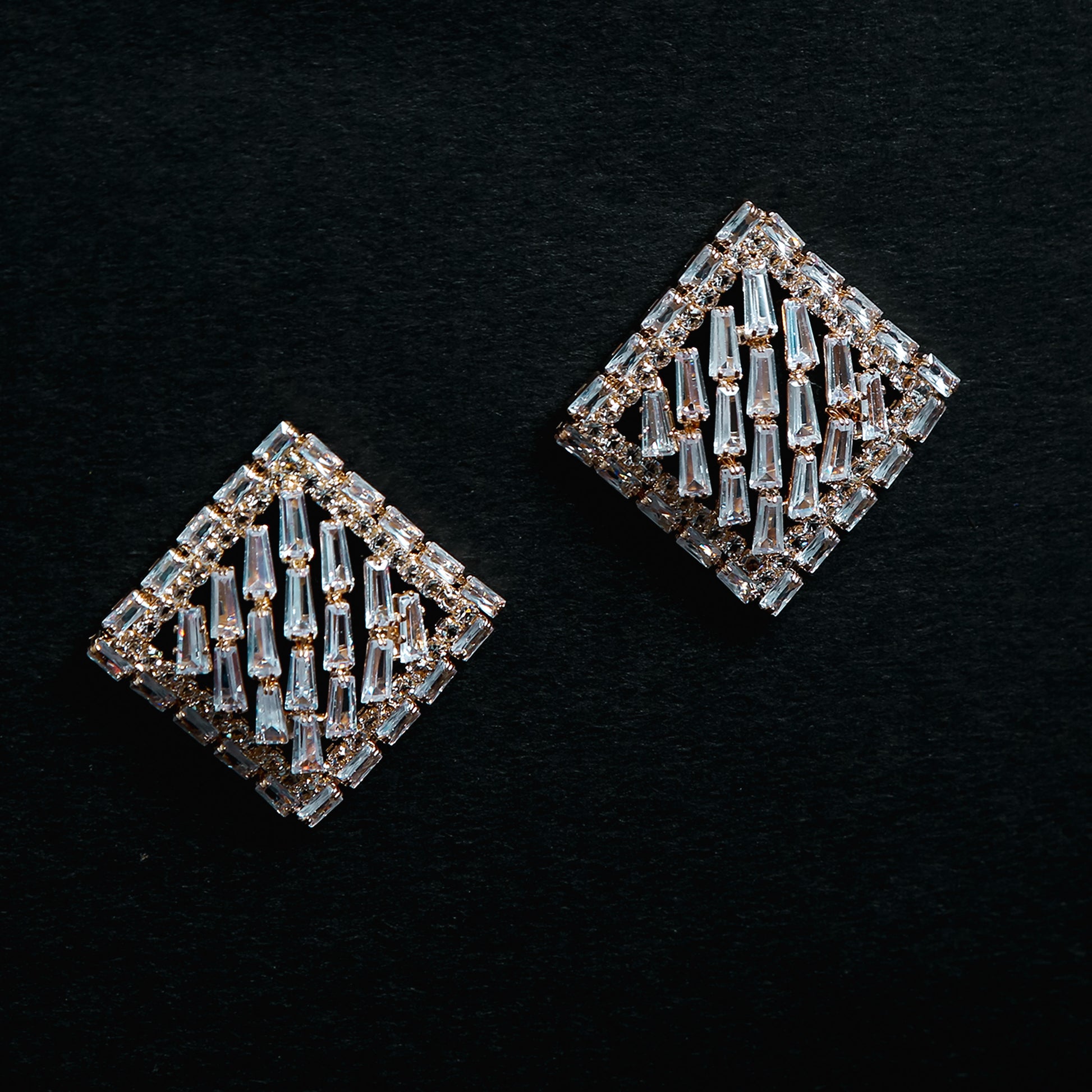 Elegant gold-plated square earrings encrusted with baguette zircon stones