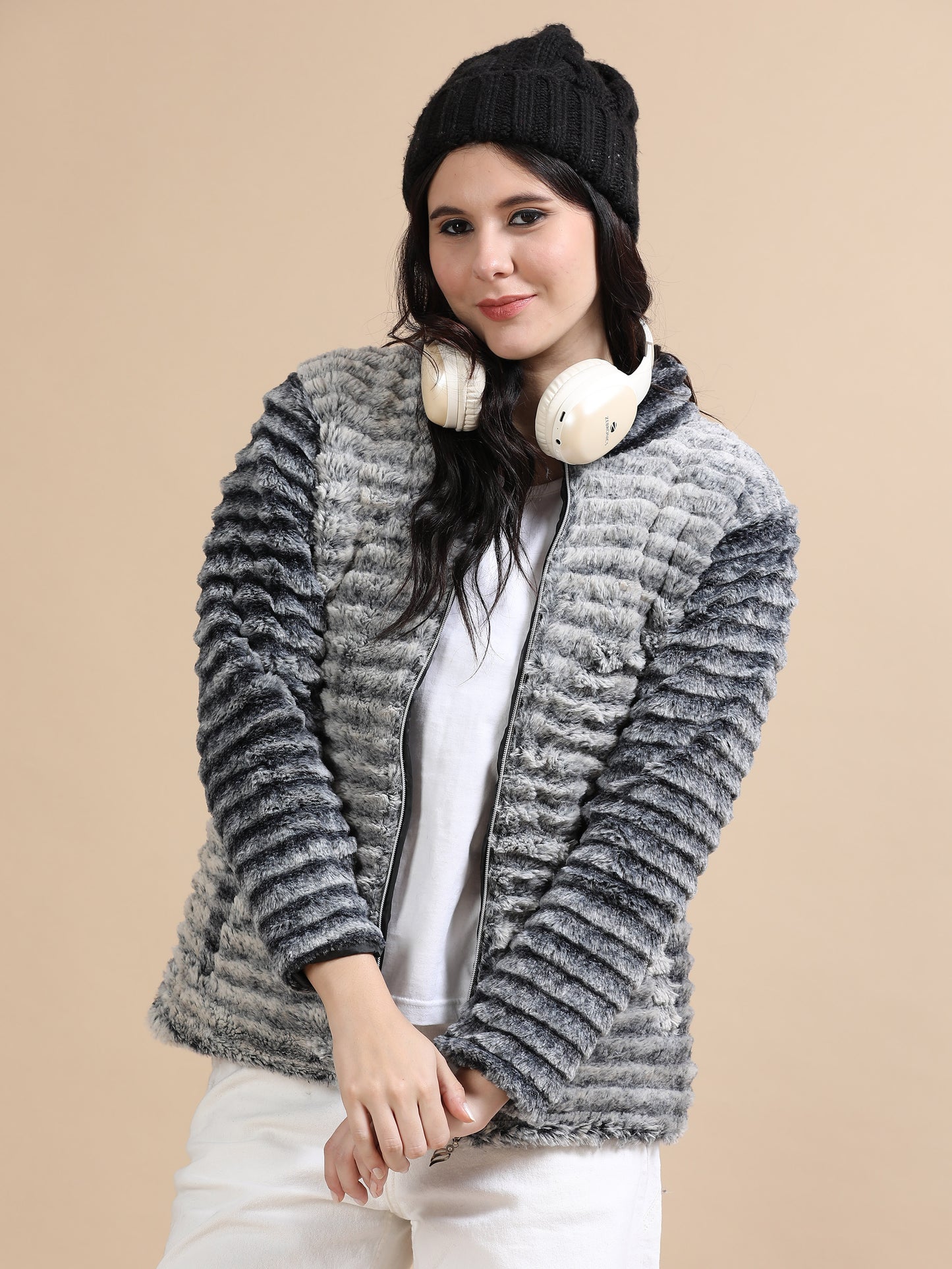 Grey Slim Fit Solid Rabbit Fur Jacket for Women