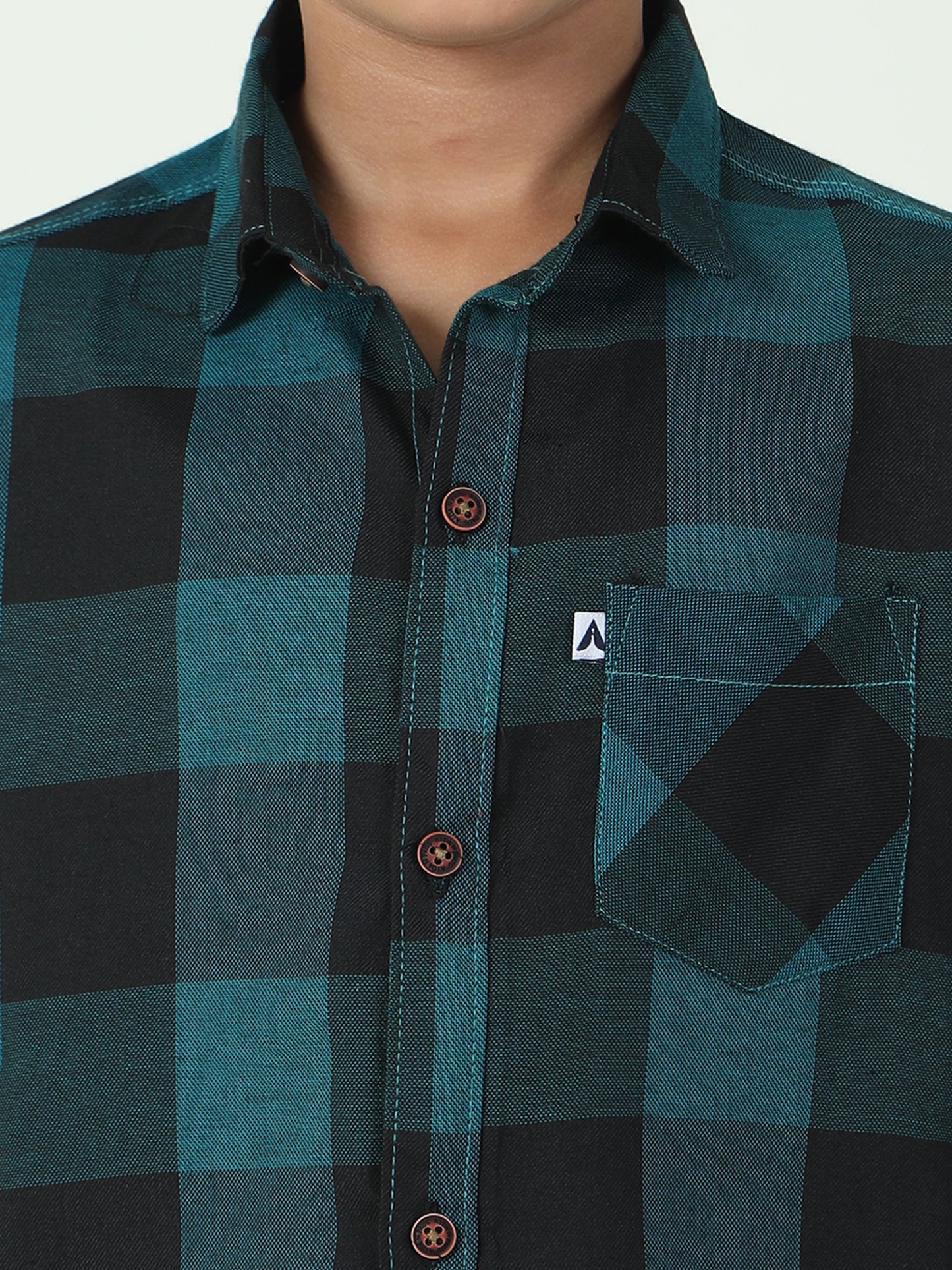 Tomtom Cotton Blend Blue Checks Casual Shirts For Boys