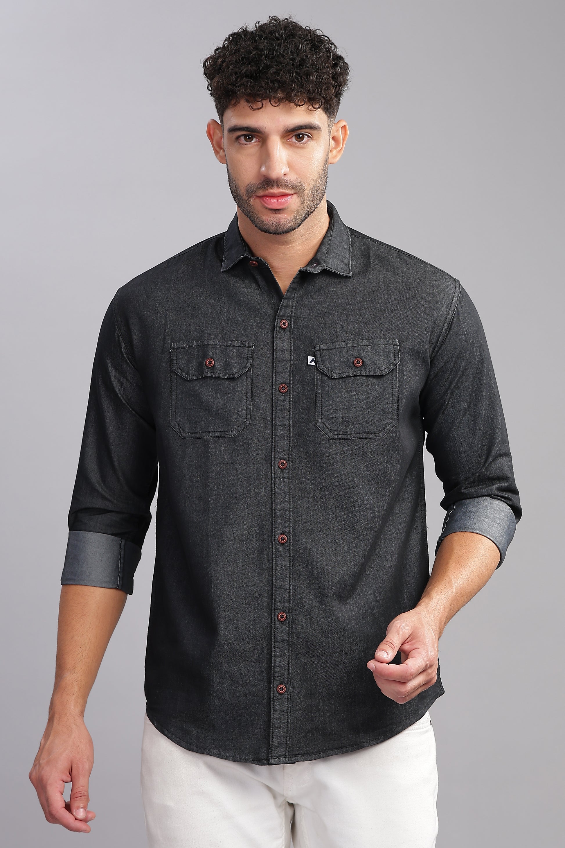 Double Pocket Cut Away Collor Solid Denim Shirts For Men