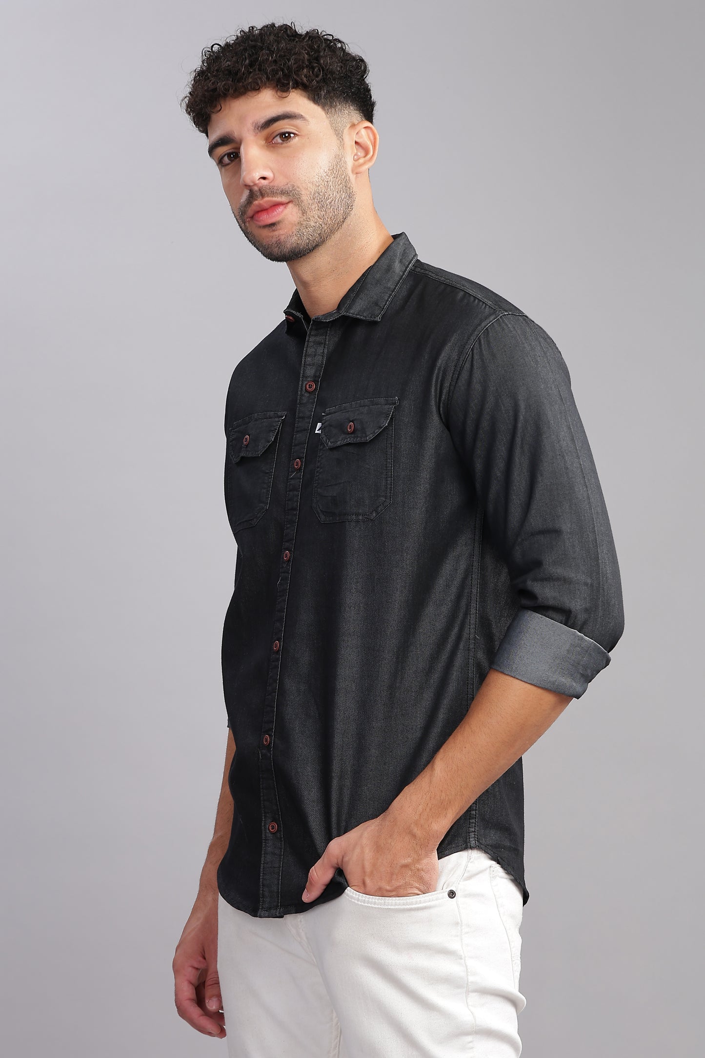 Double Pocket Cut Away Collor Solid Denim Shirts For Men