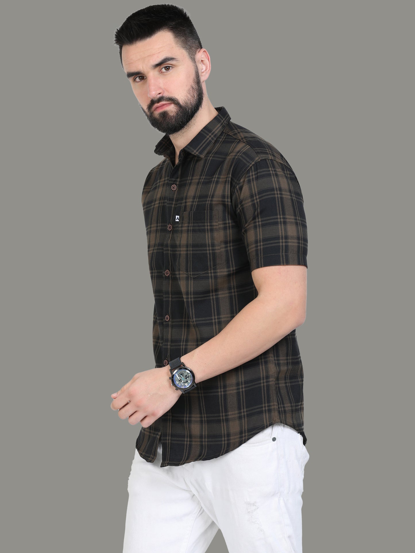 Tiger Brown Cotton Blend Half Sleeve Checks Shirt For Men