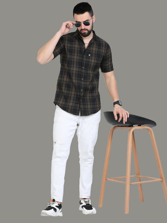 Tiger Brown Cotton Blend Half Sleeve Checks Shirt For Men