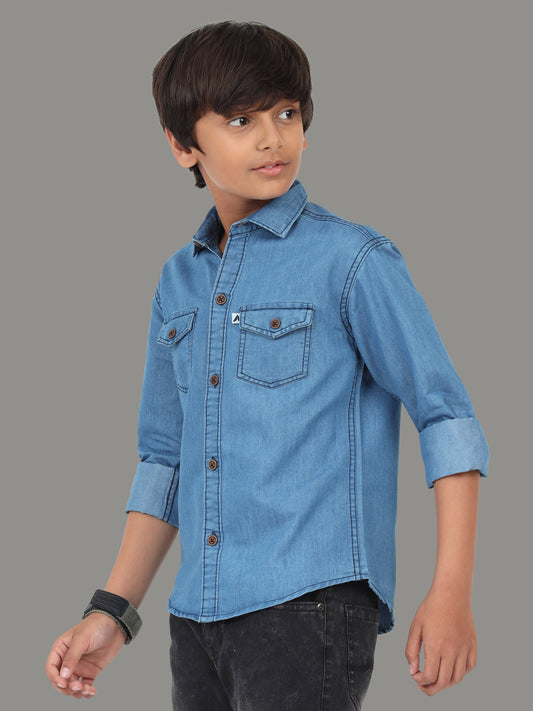 Light Blue Double Pocket Cut Away Collo Denim Boys Fashion Shirt