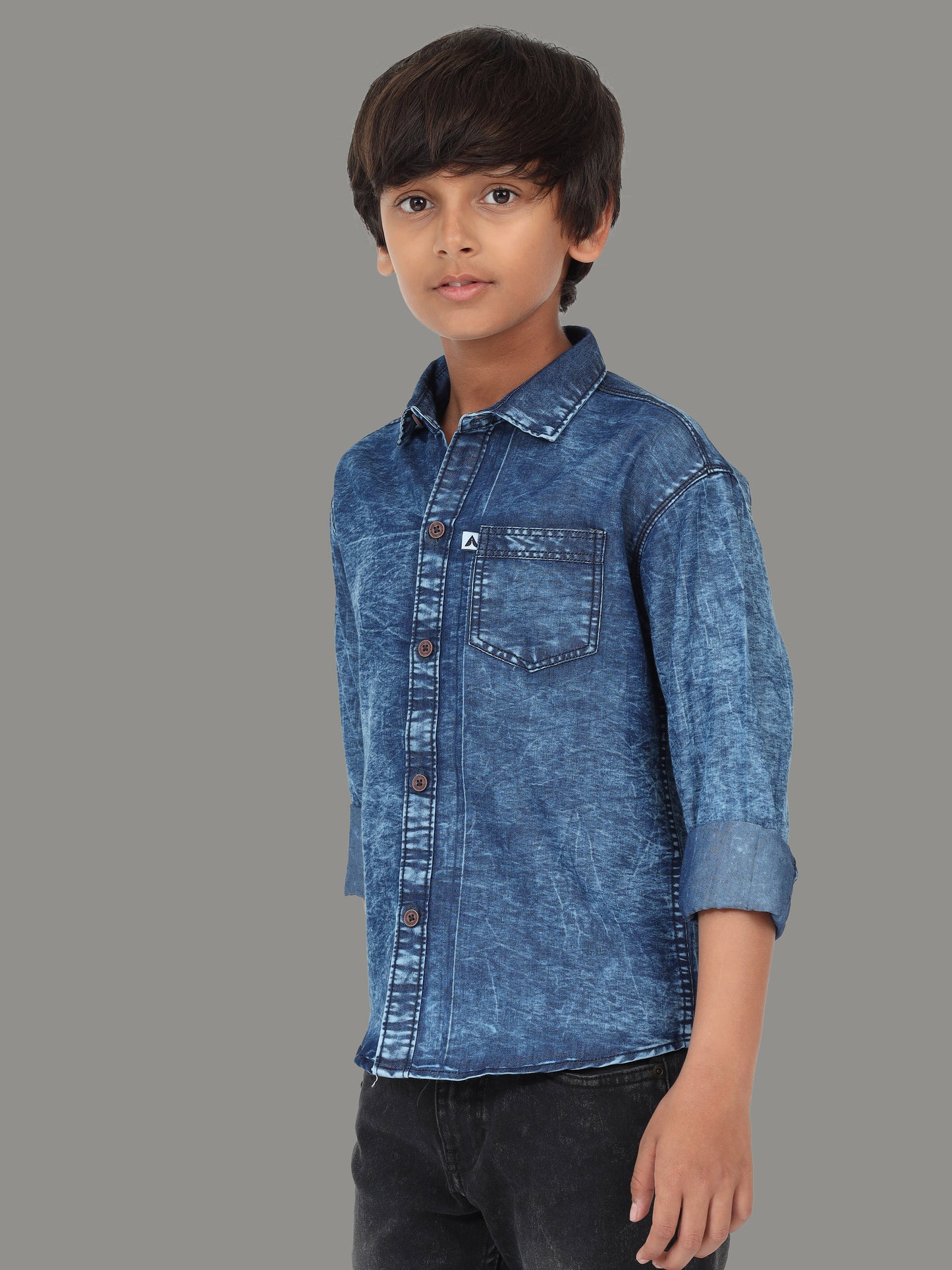 Blue Cloud Wash Single Pocket  Cut Away Collor Kids Denim Shirt