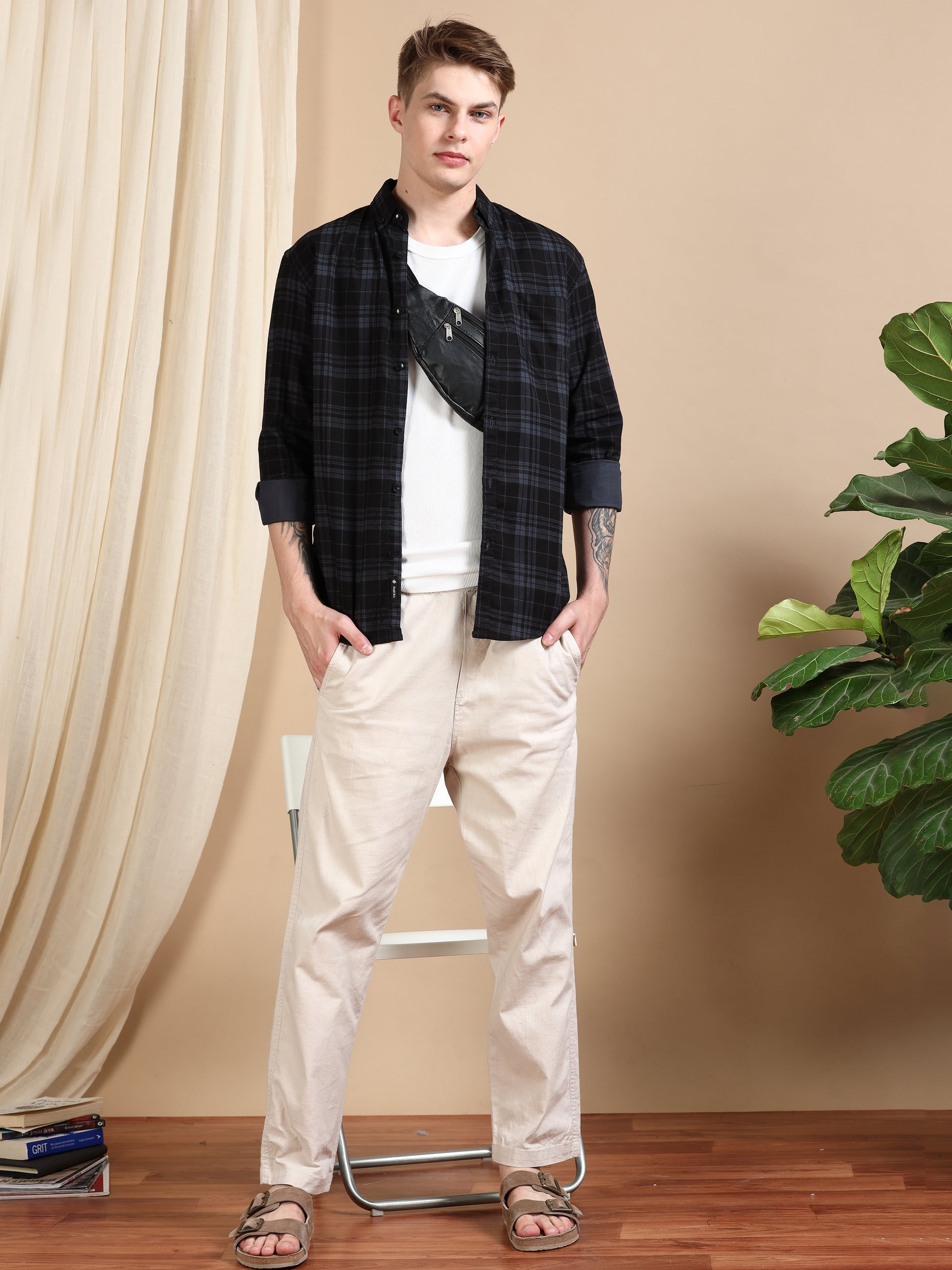 Casual Dark Grey Check Pattern Shirt Men