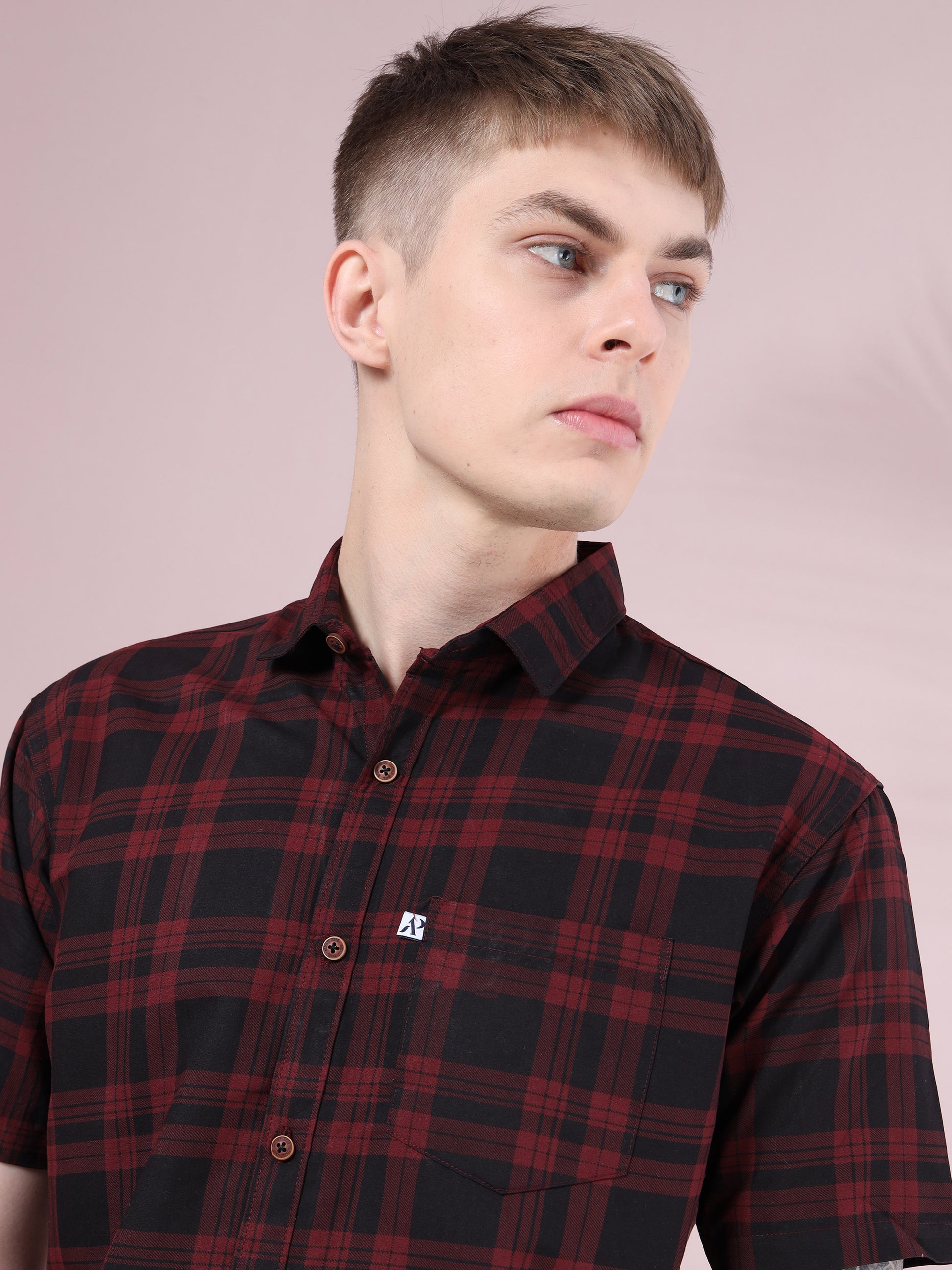 Men’s maroon and black checked short sleeve cotton shirt with collar, casual modern look.
