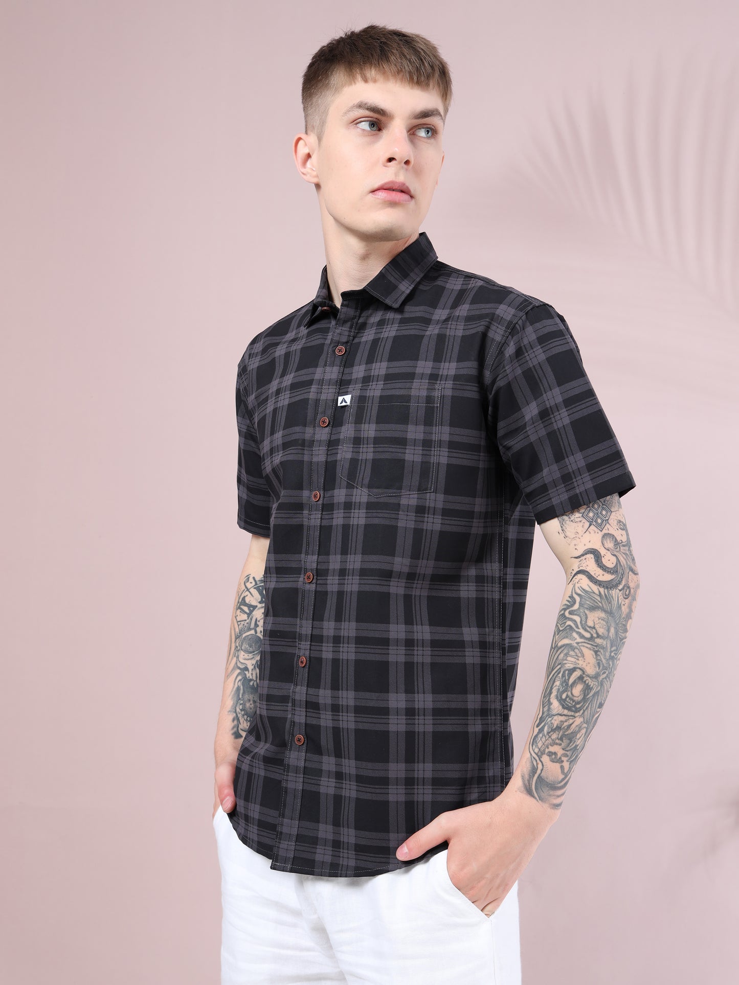 Grey Checks Cotton Regular-Fit Half-Sleeve Shirt for Men
