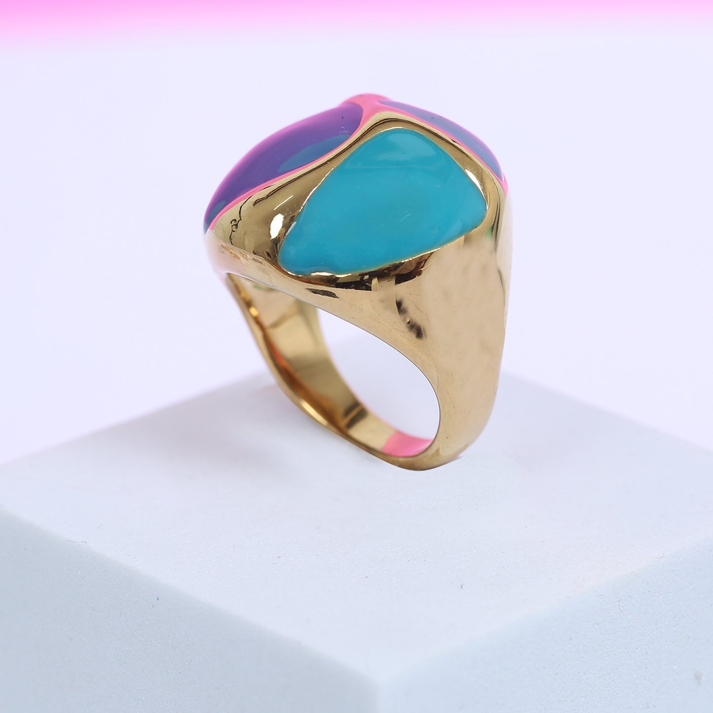 Gold-plated anti-tarnish ring with turquoise blue and magenta enamel inlay
