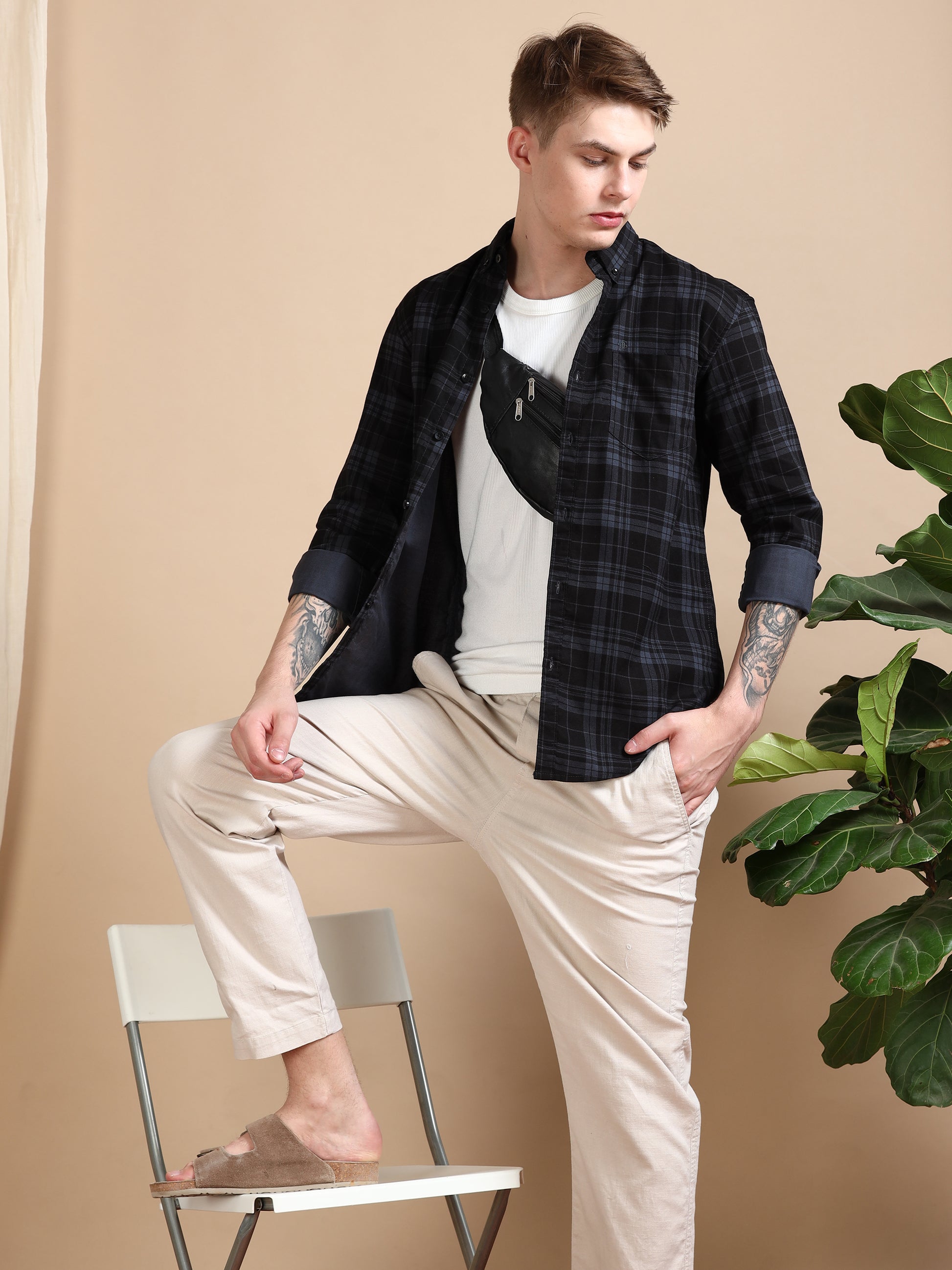 Casual Dark Grey Check Pattern Shirt Men 