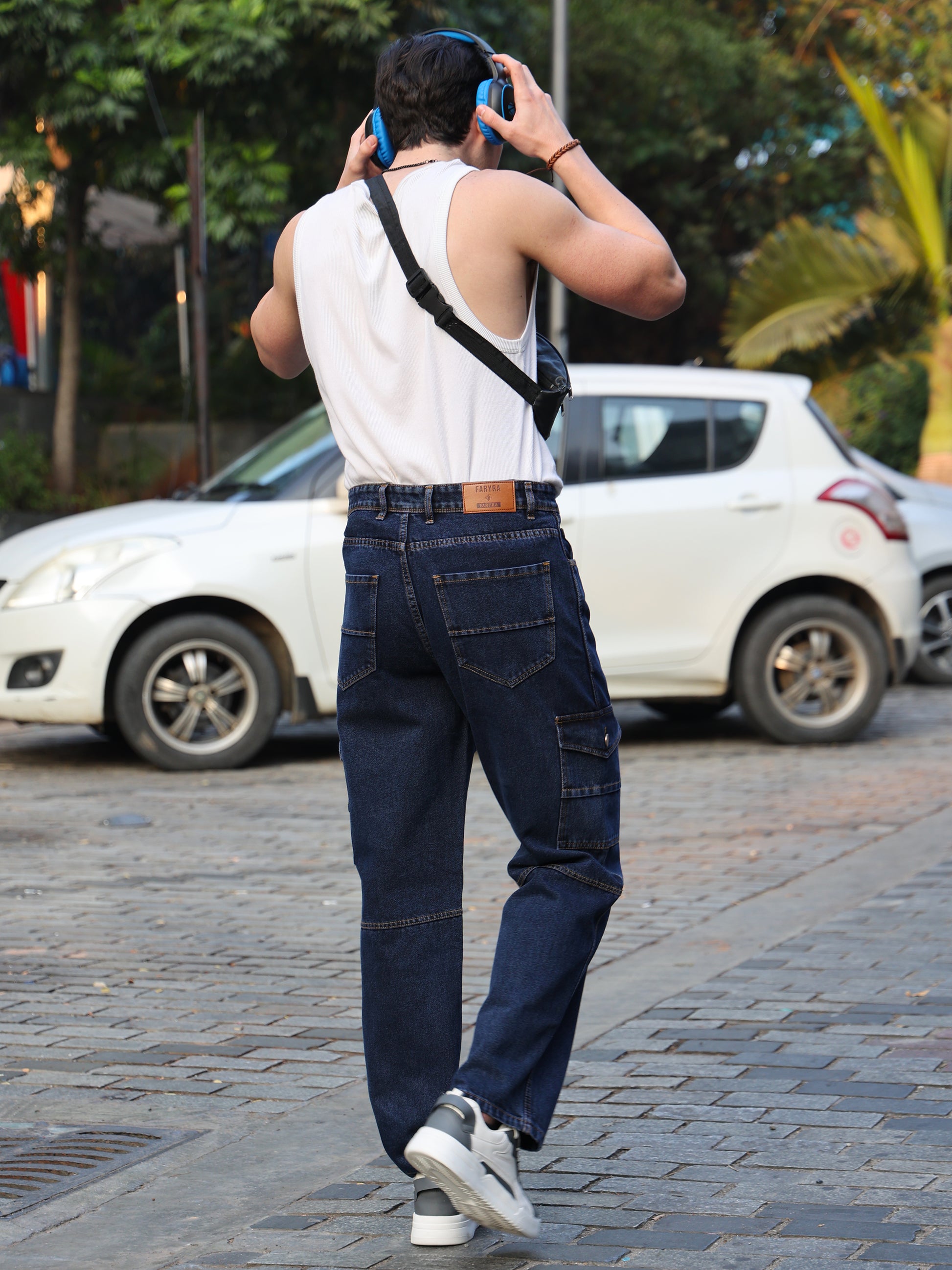 Stylish oversized cargo pants for men