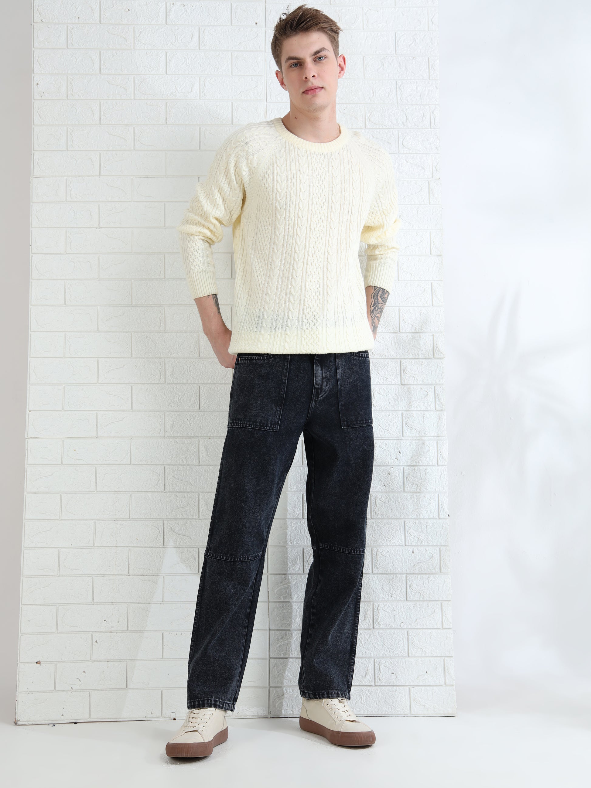 Stylish men's dark grey jeans with relaxed fit and faded wash effect