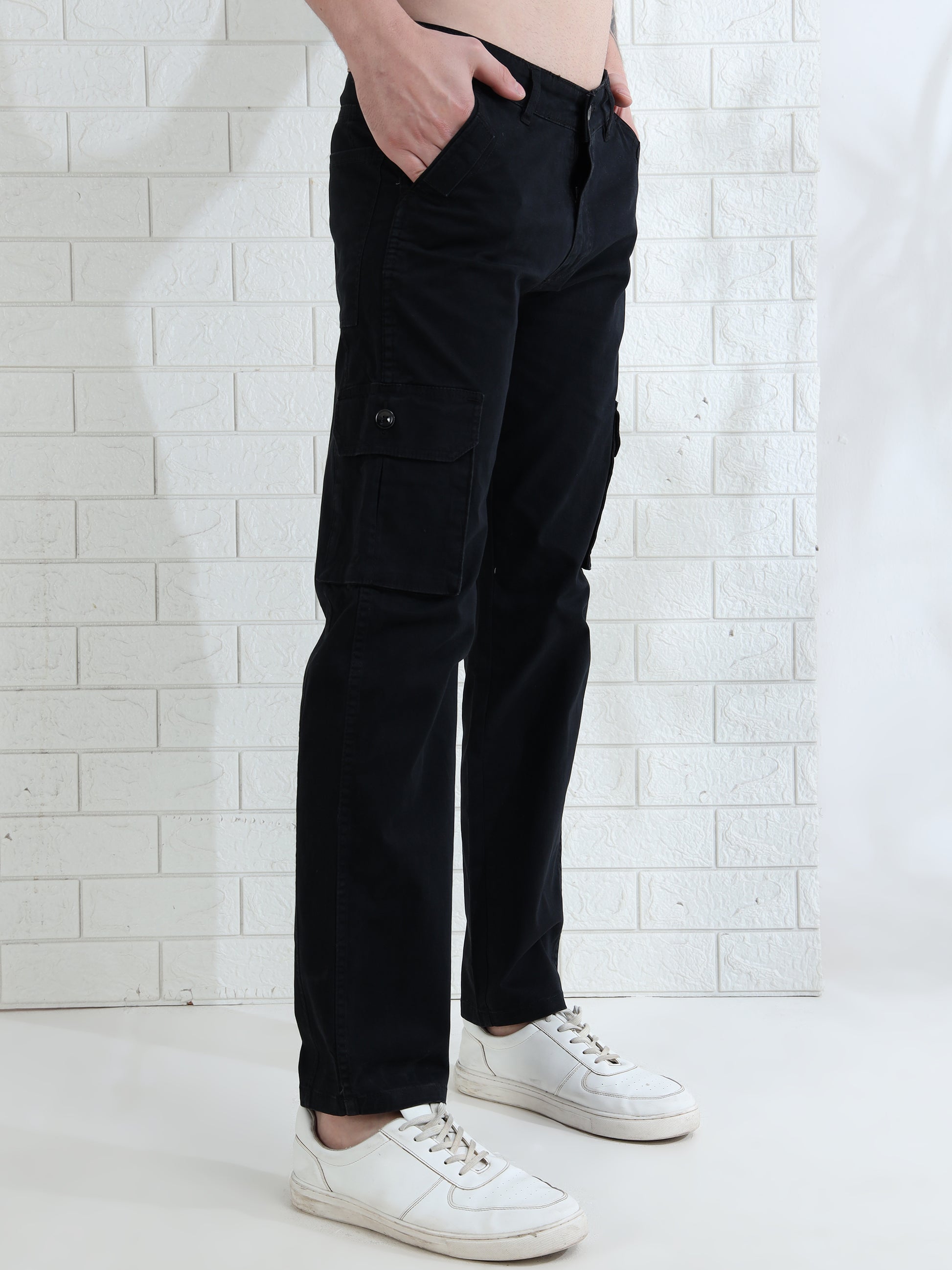 Fashionable men's utility cargo pants with multiple pockets and clean finish