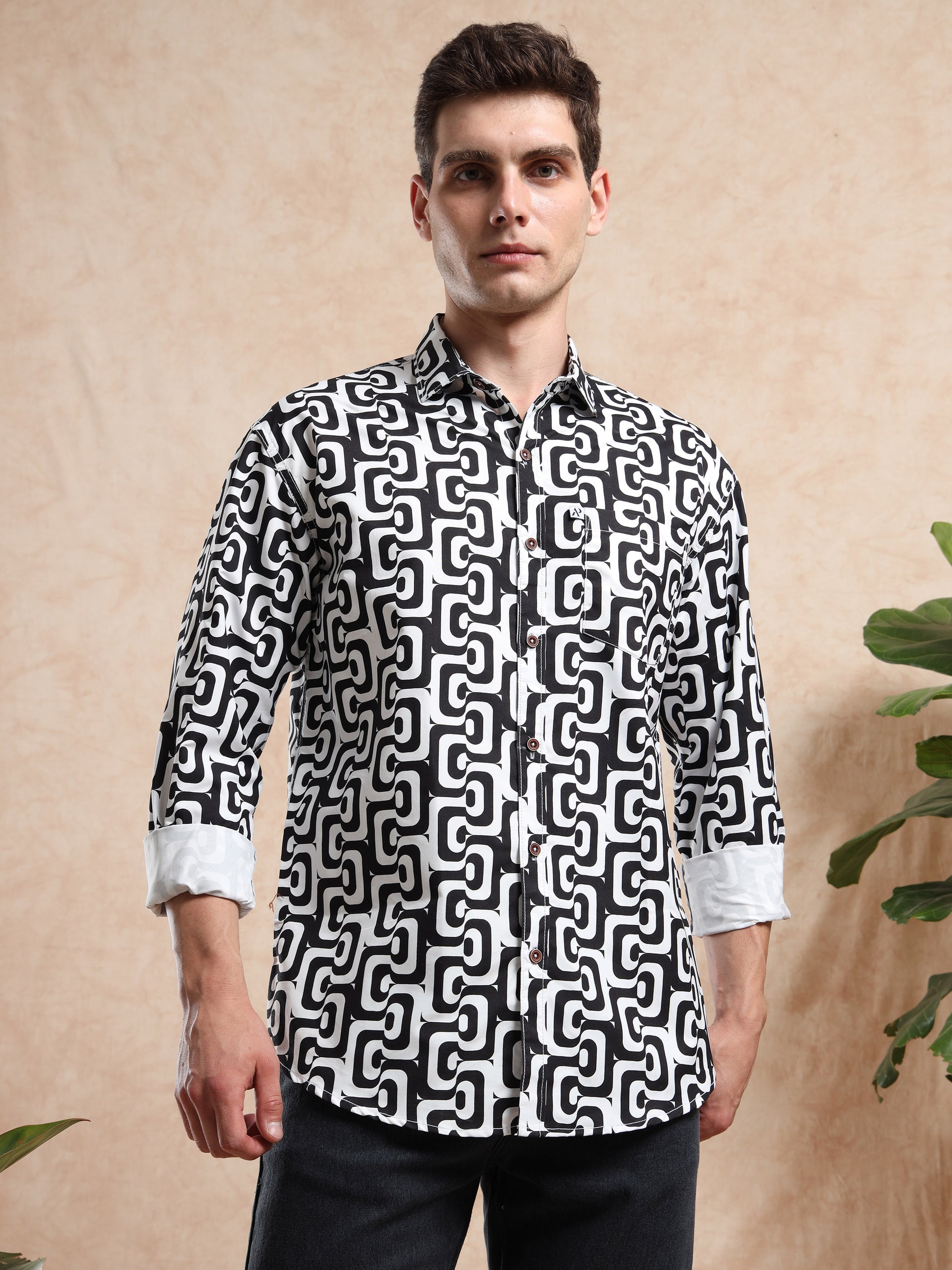 Mens black and white geometric print casual shirt with full sleeves