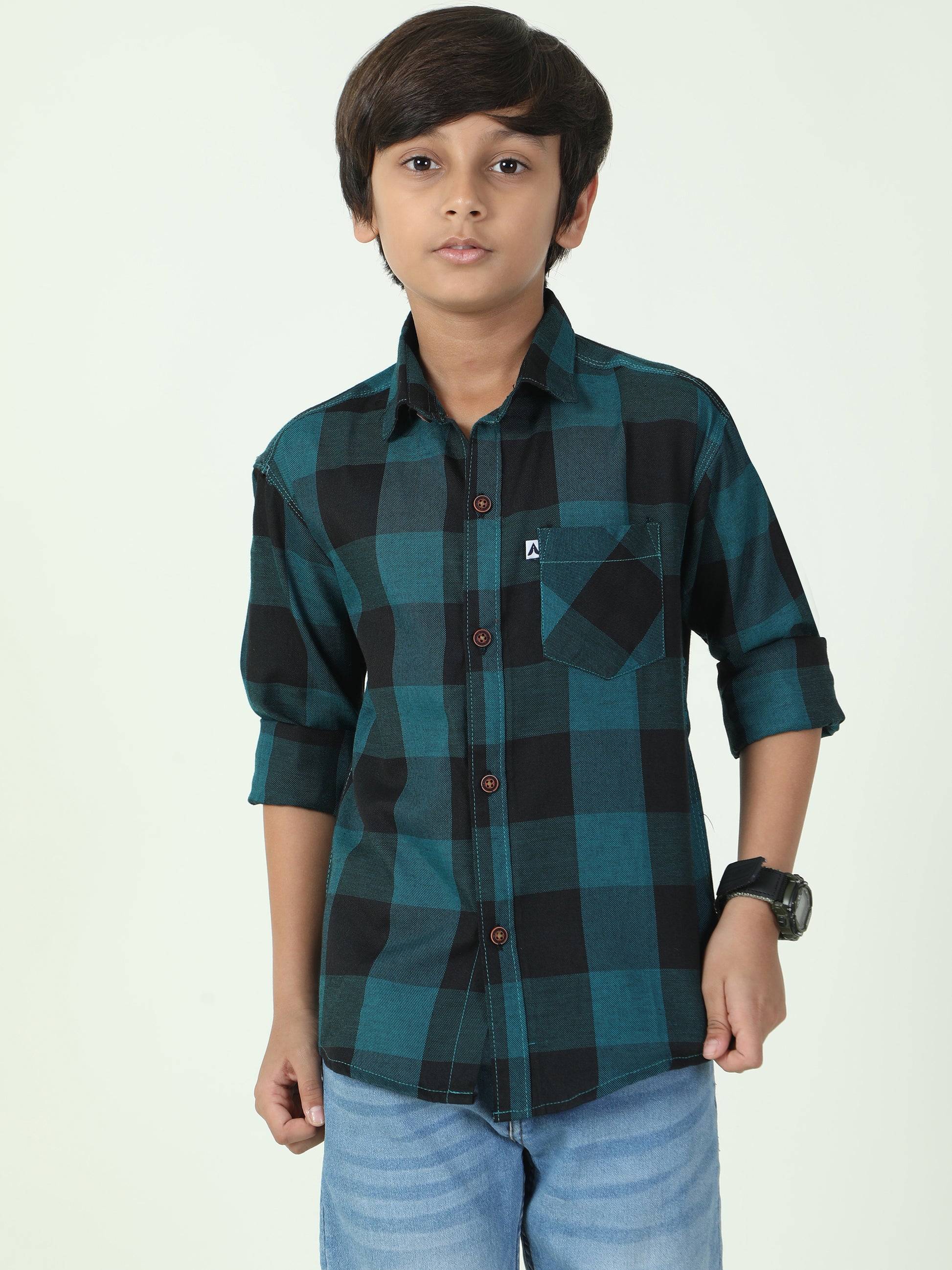 Tomtom Cotton Blend Blue Checks Casual Shirts For Boys