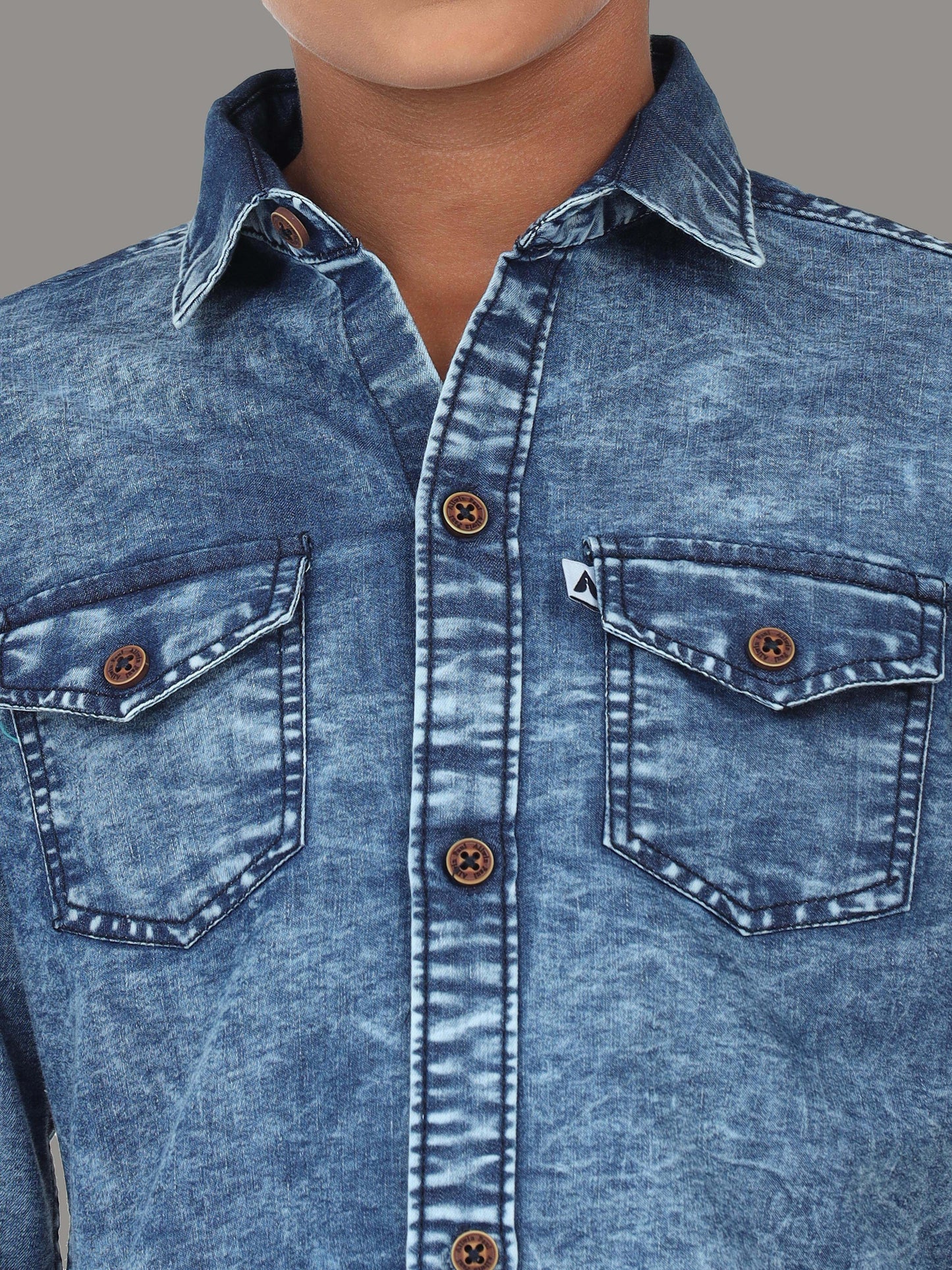 Cloud Wash Blue Double Pocket  Cut Away Collor Denim Long Shirts for Kidsâ€‹