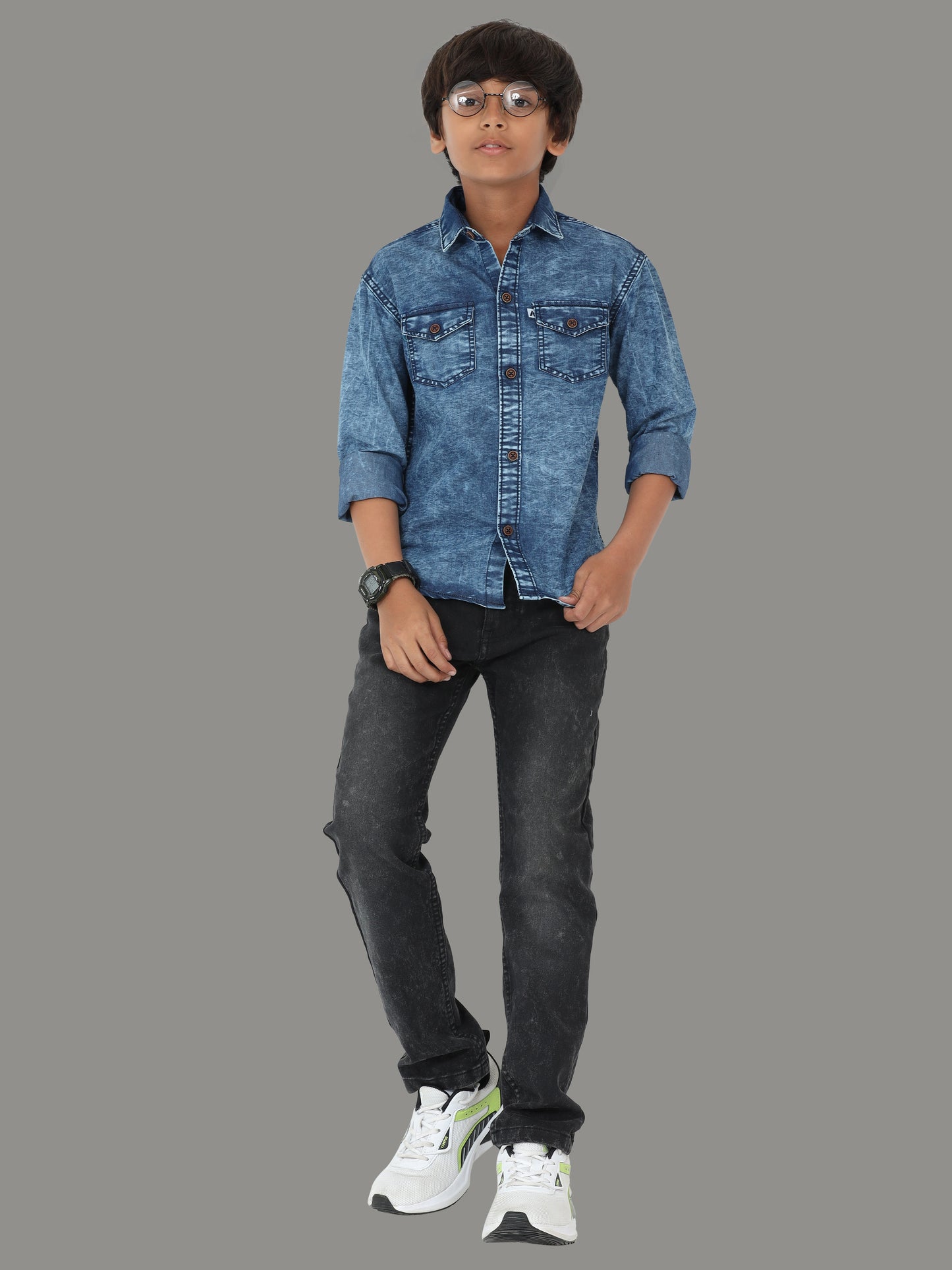 Cloud Wash Blue Double Pocket  Cut Away Collor Denim Long Shirts for Kidsâ€‹