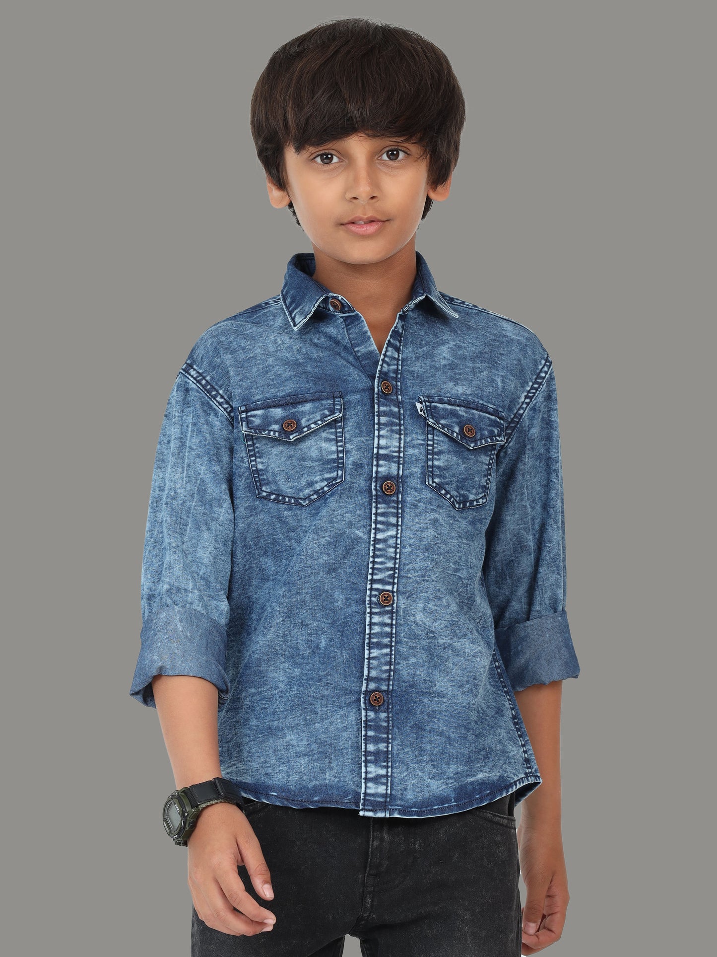 Cloud Wash Blue Double Pocket  Cut Away Collor Denim Long Shirts for Kidsâ€‹