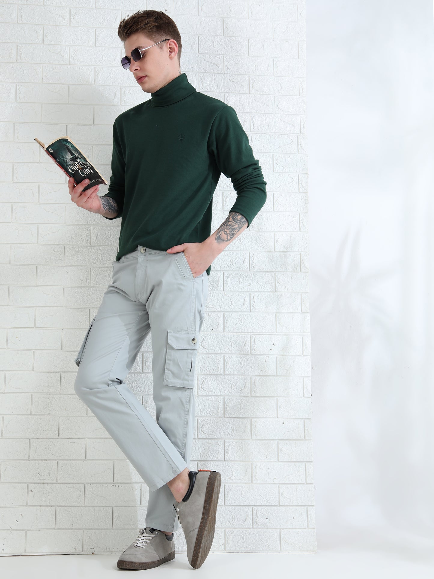 Men's light grey cotton cargo pants
