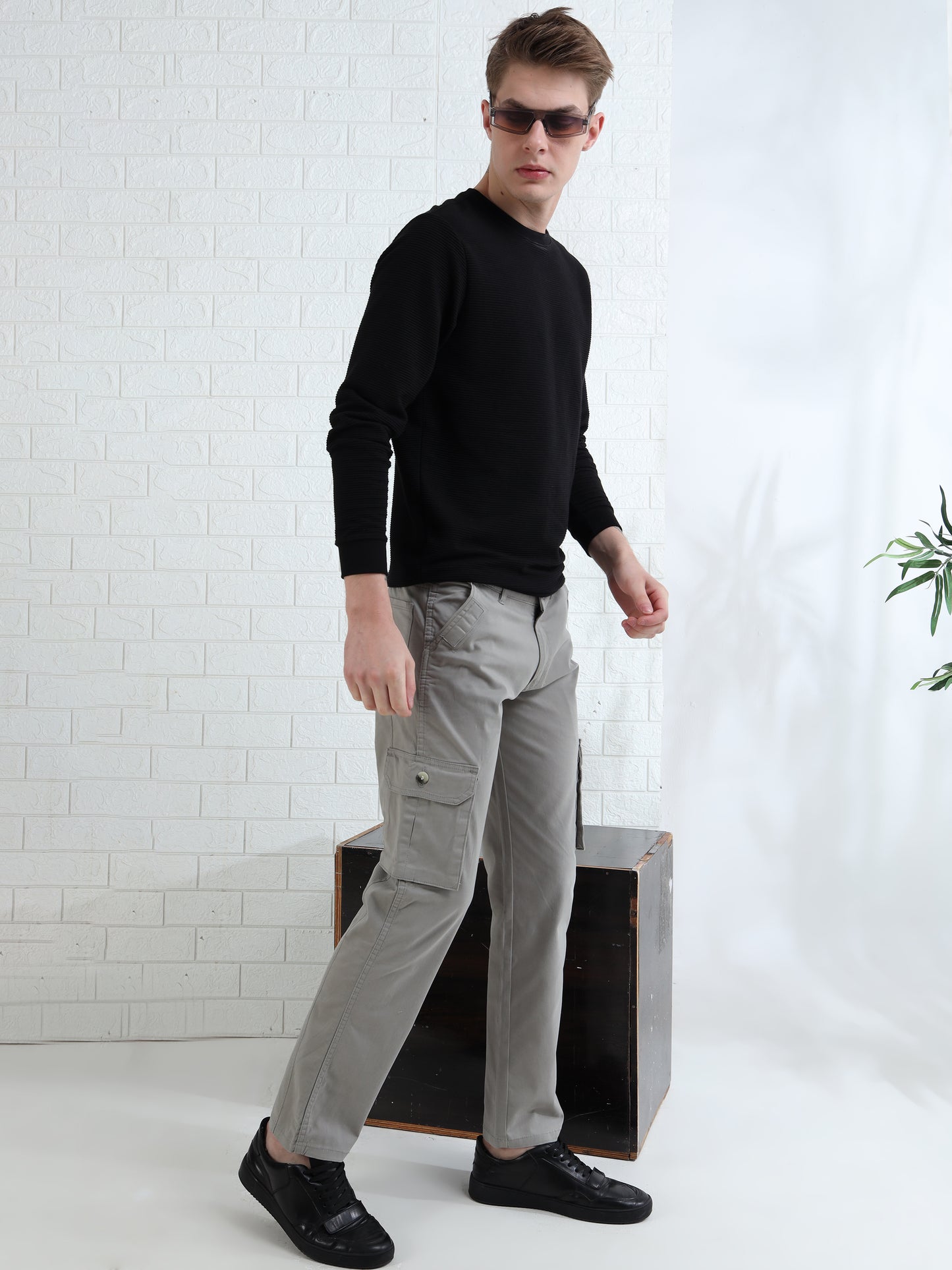 cotton cargo pants with side flap pockets and slim fit design