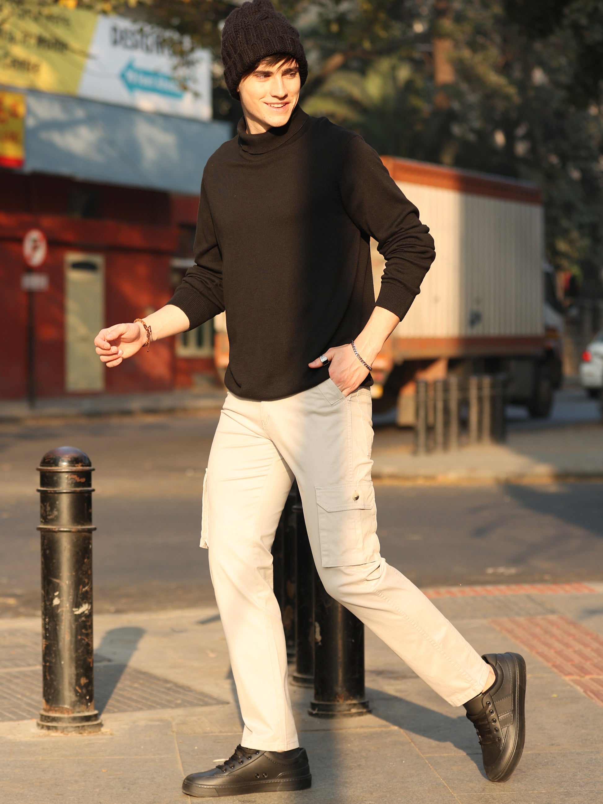 Utility style men's cream cargos with structured side pockets