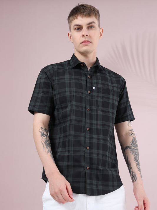 Stylish black check printed half sleeve shirt for men with chest pocket