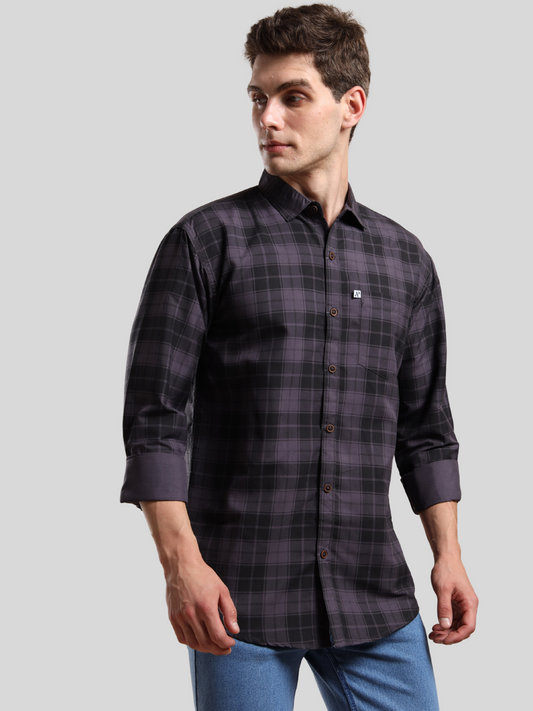 Menâ€™s black and grey checkered casual shirt