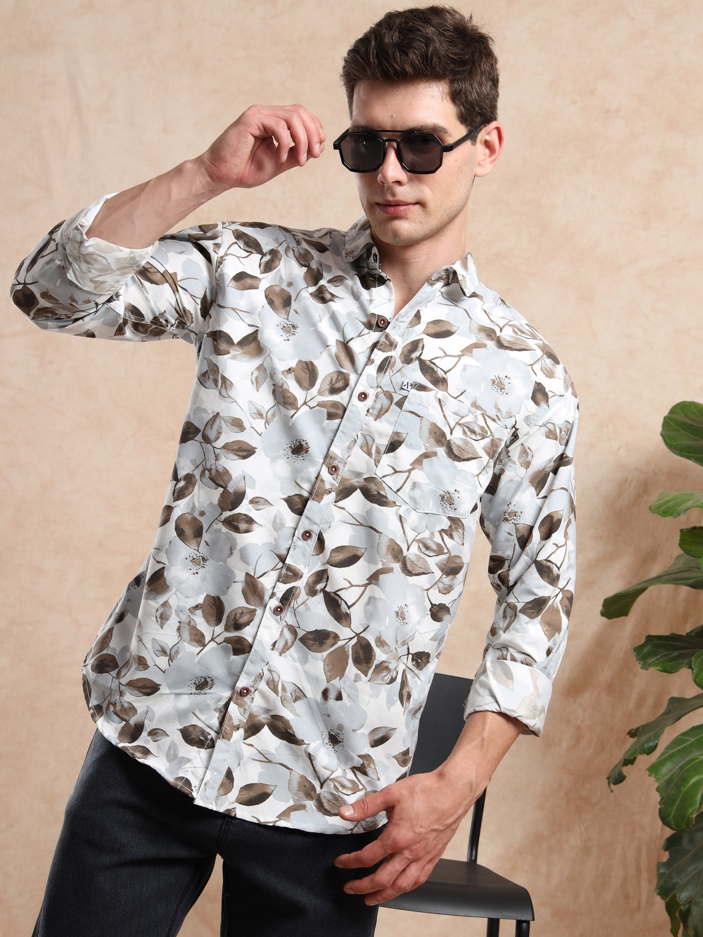 Men Grey Floral Print Casual Shirt with Full Sleeves