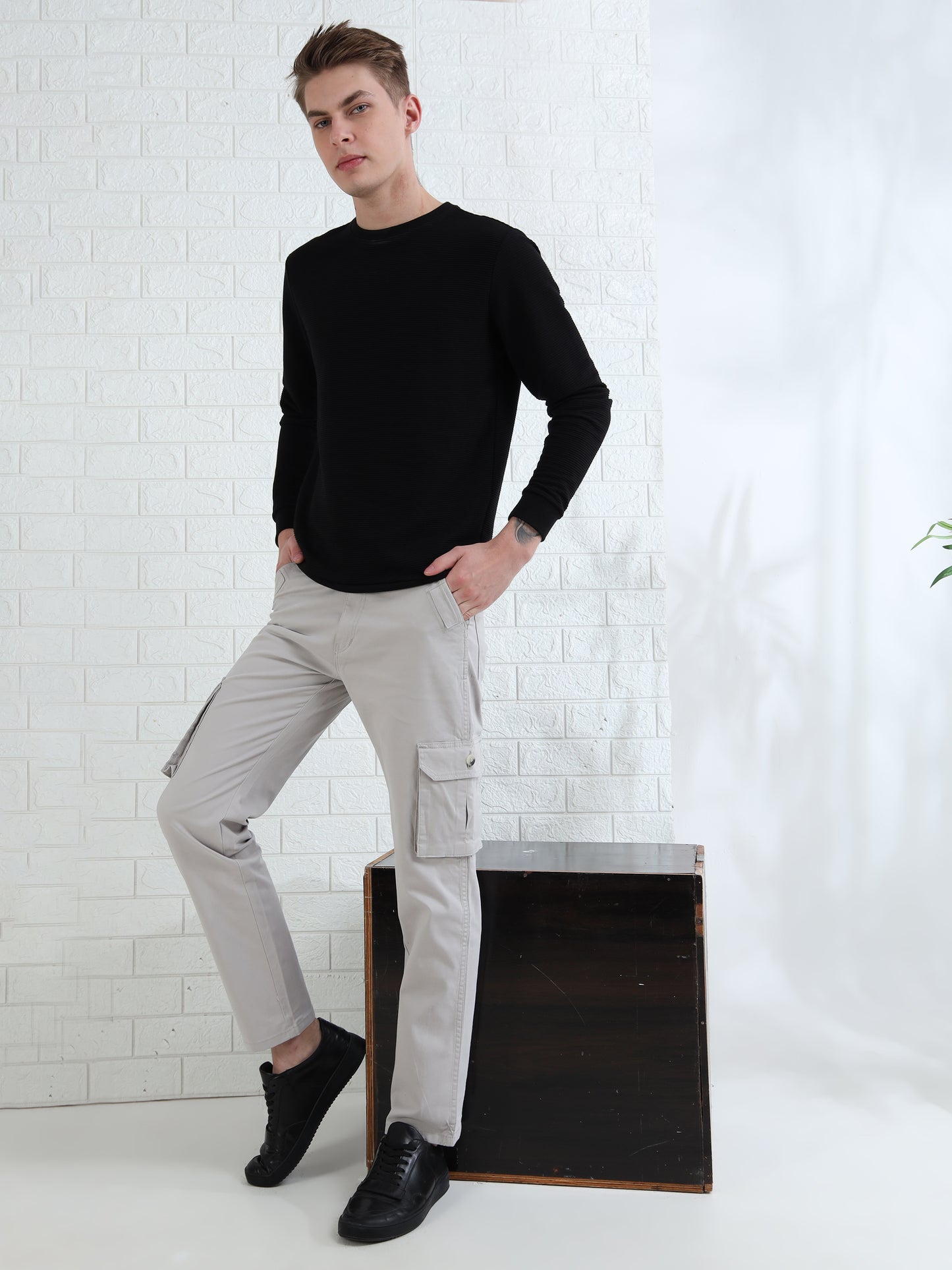 Men's light grey cotton cargo pants