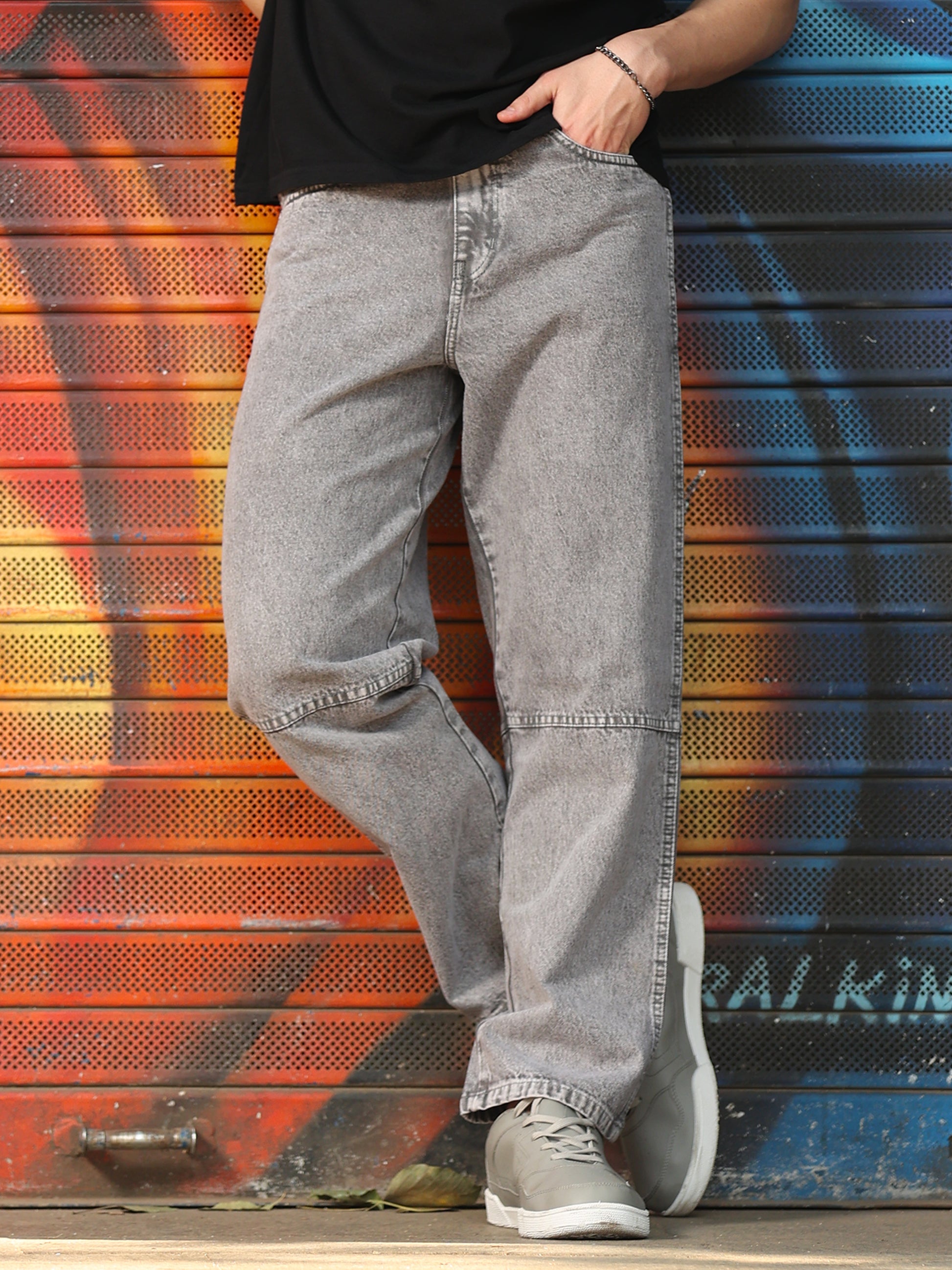 Men's light grey washed denim jeans with straight fit and modern style