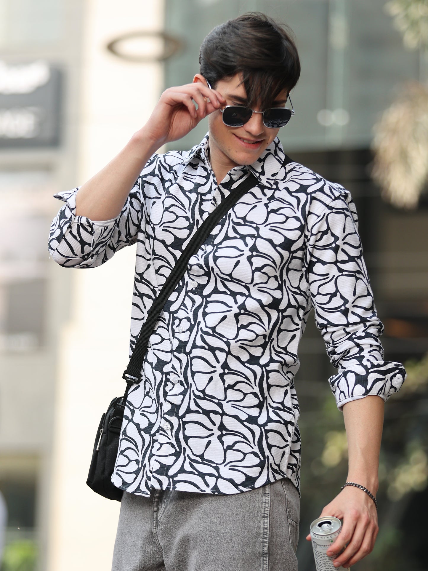 Casual men's printed shirt outfit with crossbody bag