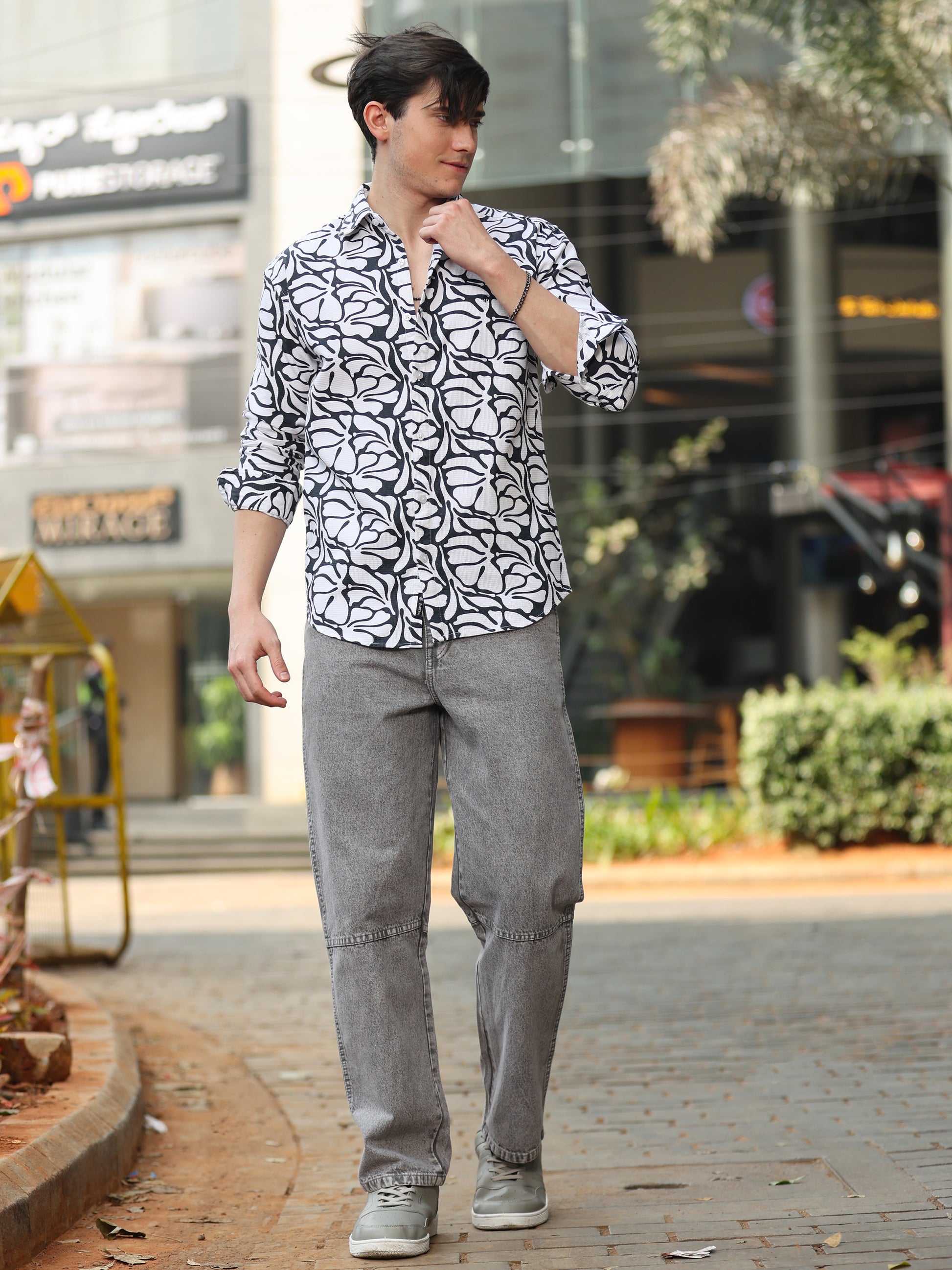 Fashionable men's abstract print shirt with long sleeves and modern streetwear style