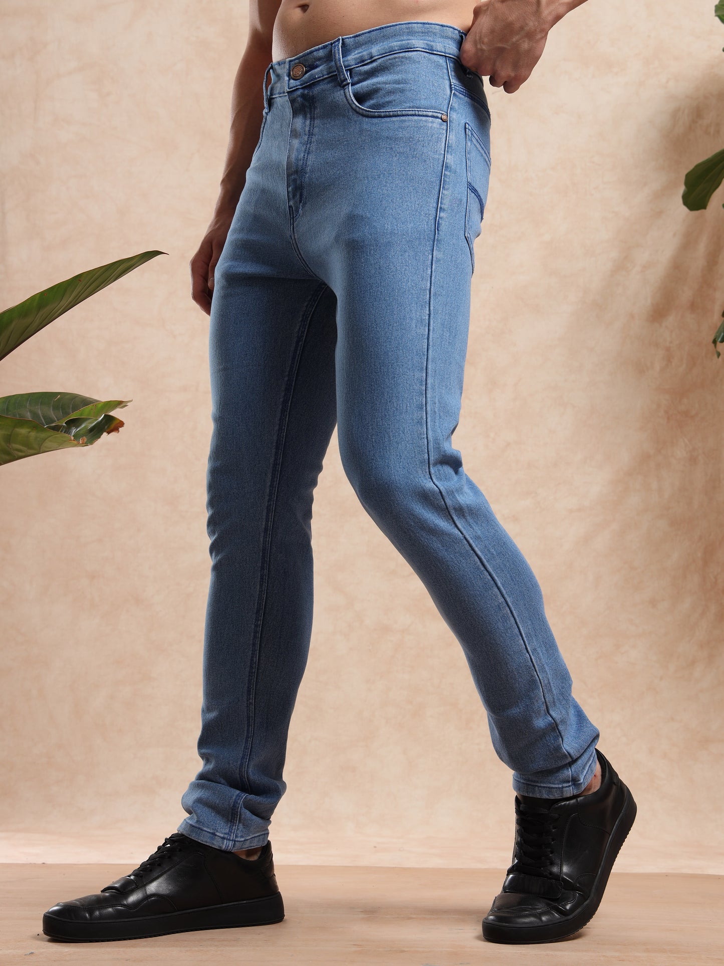 Stretchy Mens Light Wash Jeans