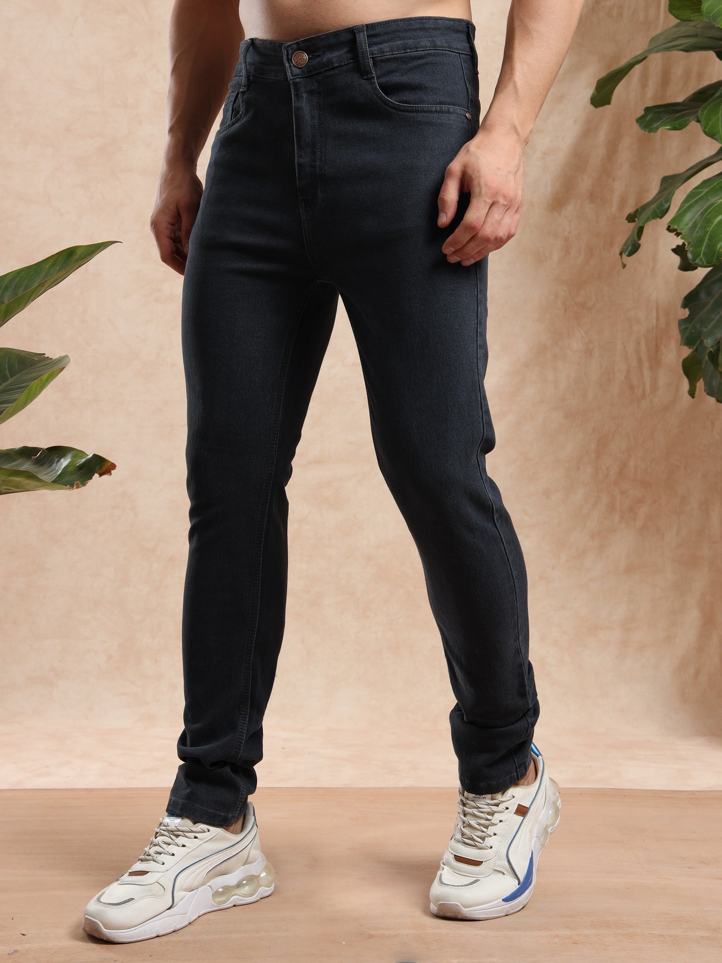 Men, tapered slim fit grey jeans, stylish fitted denim with sneakers