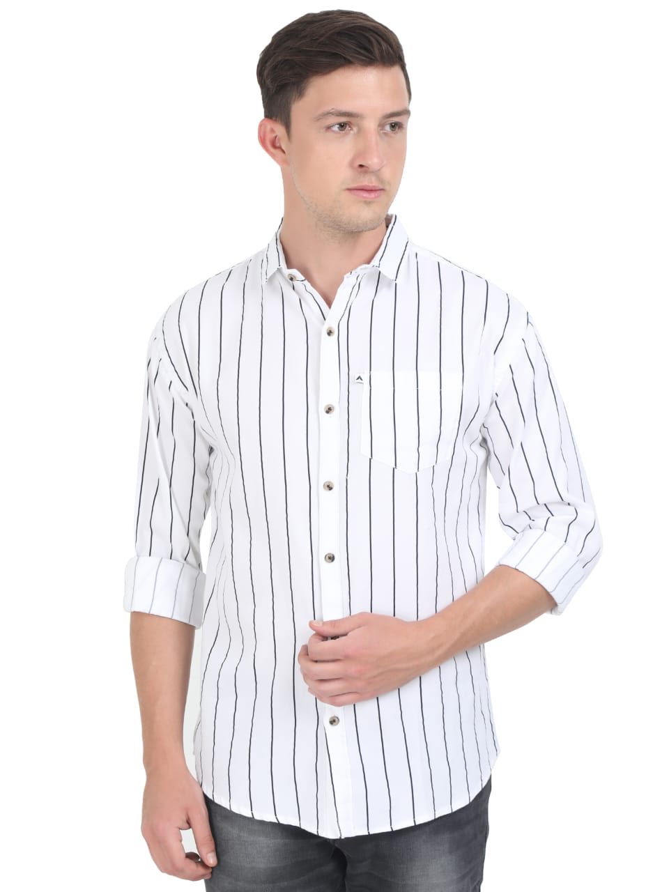 Man wearing a white shirt with black vertical stripes on a white background