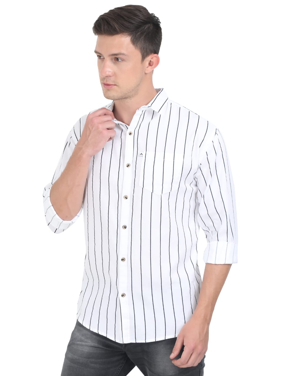Man wearing a white shirt with black vertical stripes on a white background